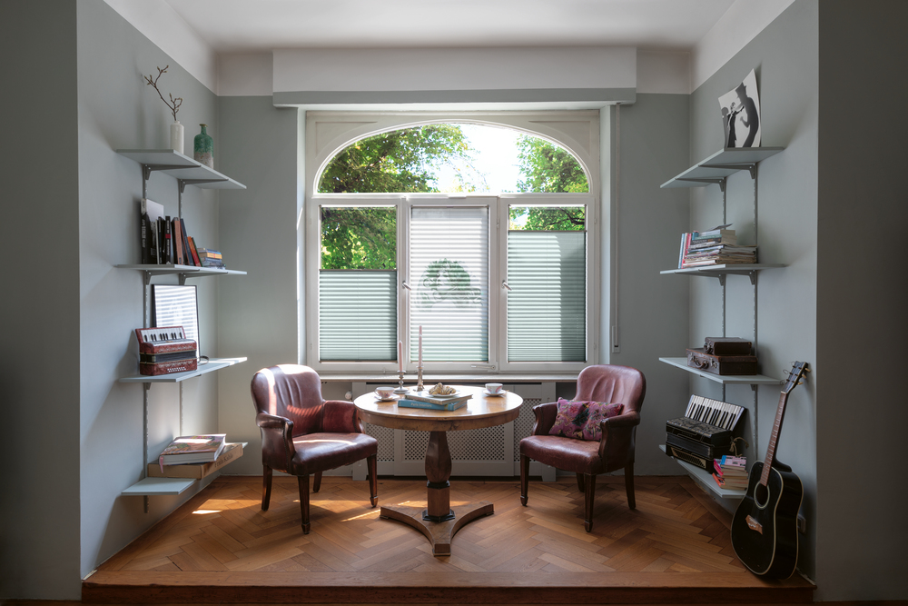 IMG_PHO_MHZ-Plissee-11-8222-Jolie-4942-Mala-RAL6021-02-Europe_#SDE_#AINK_#V1